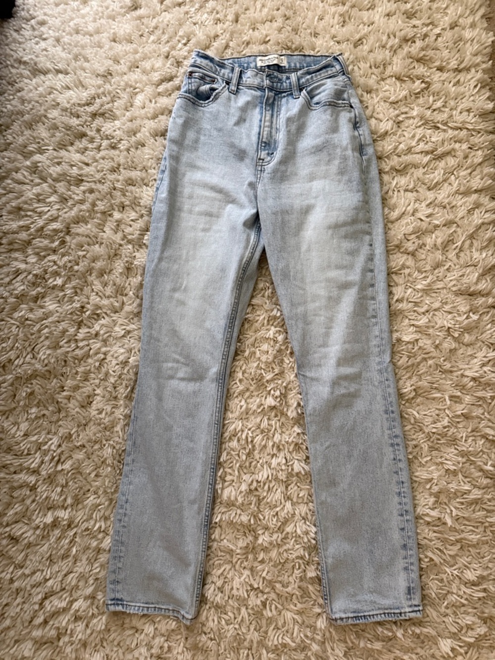 Abercrombie & Fitch Light Blue High-Rise Straight Jeans - Women